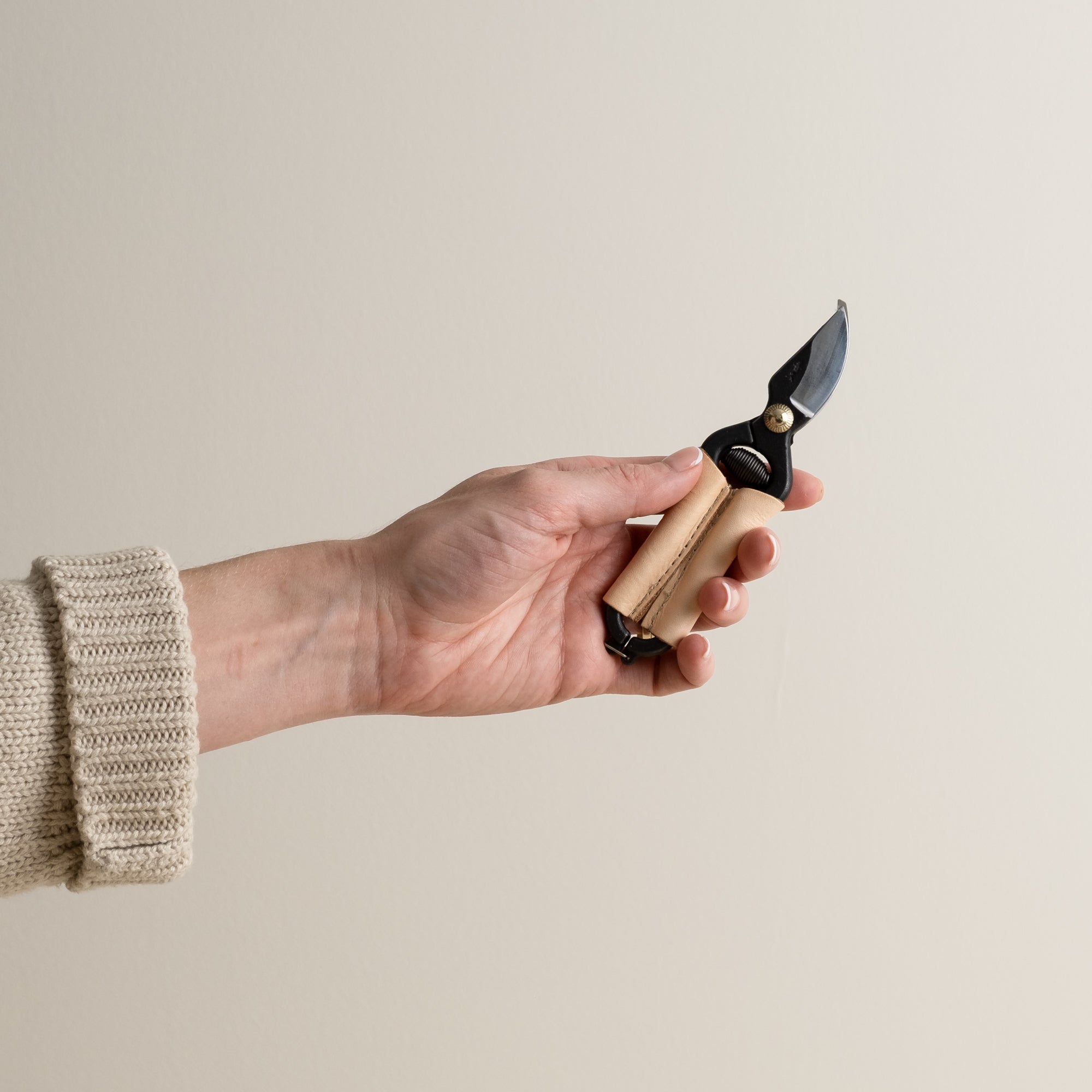 小物 TheSoloist. + KIJIMA TAKAYUKI Japanese Pocket Garden Shears – Three Bales Home Supply